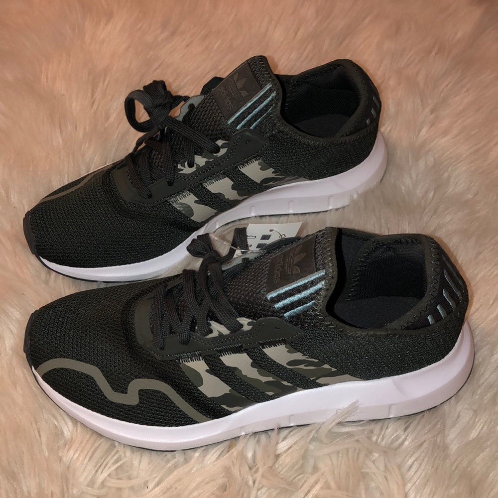 Adidas Swift Run shoes